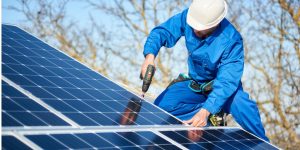 Installation Maintenance Panneaux Solaires Photovoltaïques à Le Perier